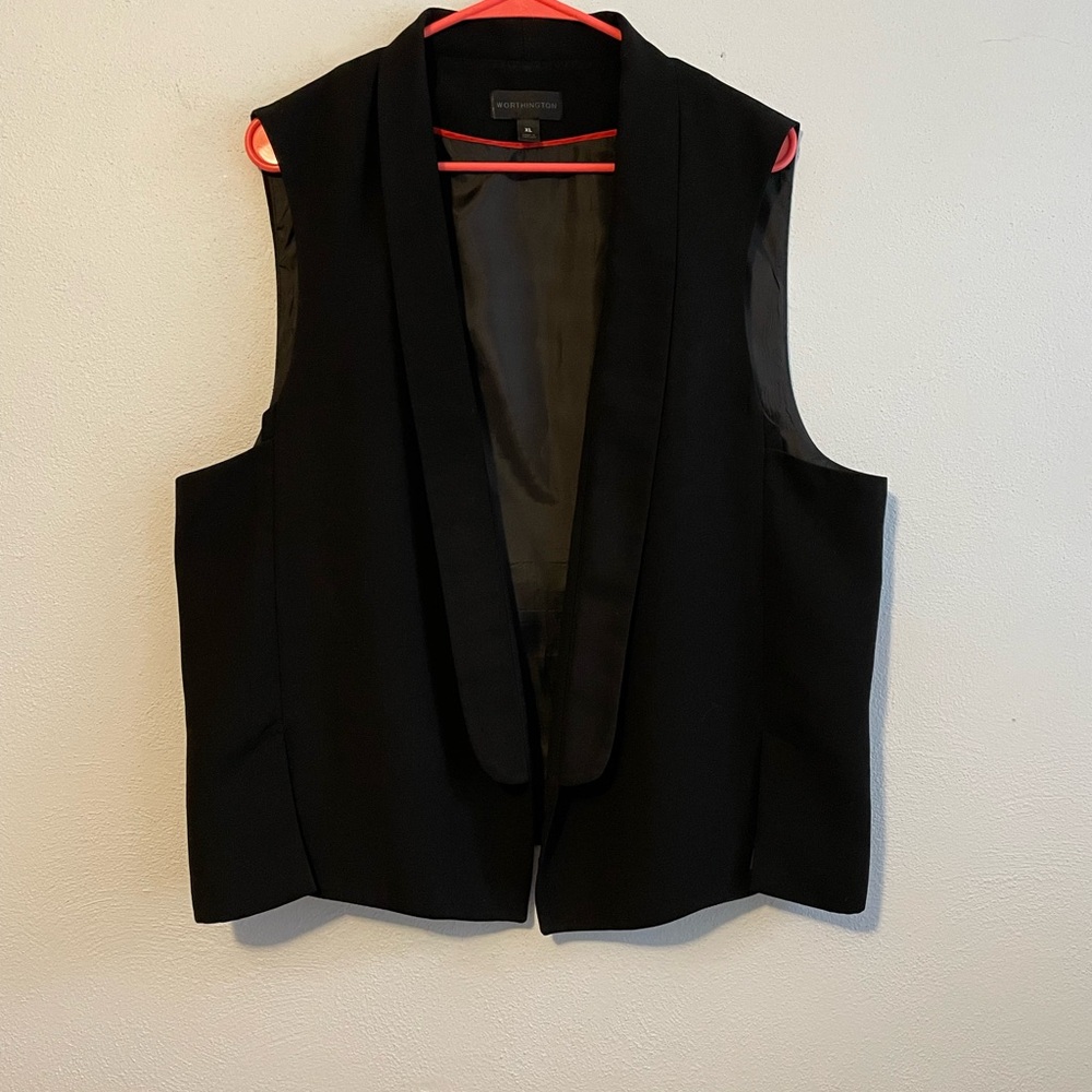 Worthington Black Tuxedo-Style Vest